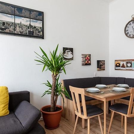 Sunny Renovated Apartment Close To Downtown Wiedeń Zewnętrze zdjęcie