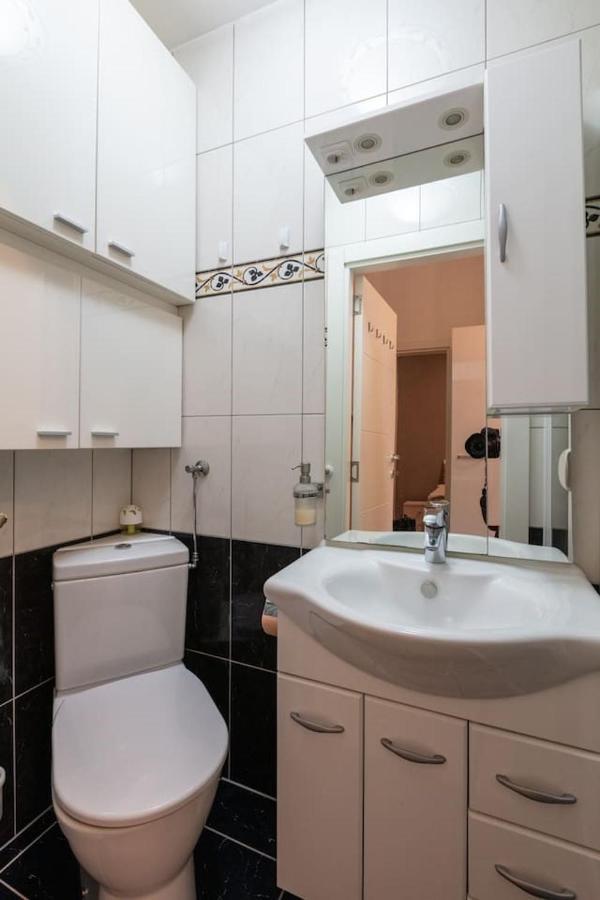 Sunny Renovated Apartment Close To Downtown Wiedeń Zewnętrze zdjęcie