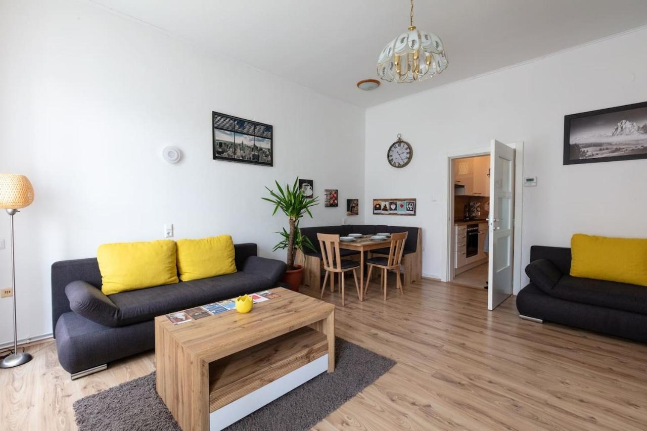 Sunny Renovated Apartment Close To Downtown Wiedeń Zewnętrze zdjęcie