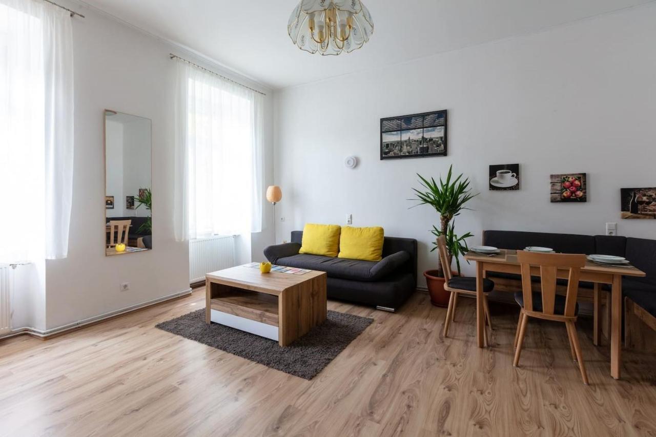 Sunny Renovated Apartment Close To Downtown Wiedeń Zewnętrze zdjęcie